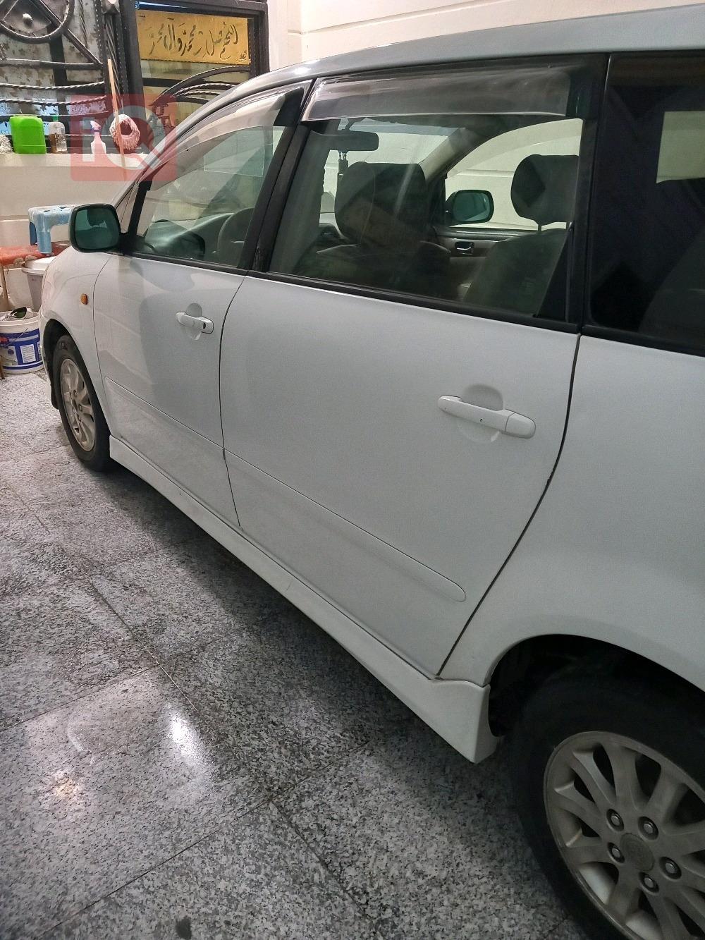 تويوتا إبسم